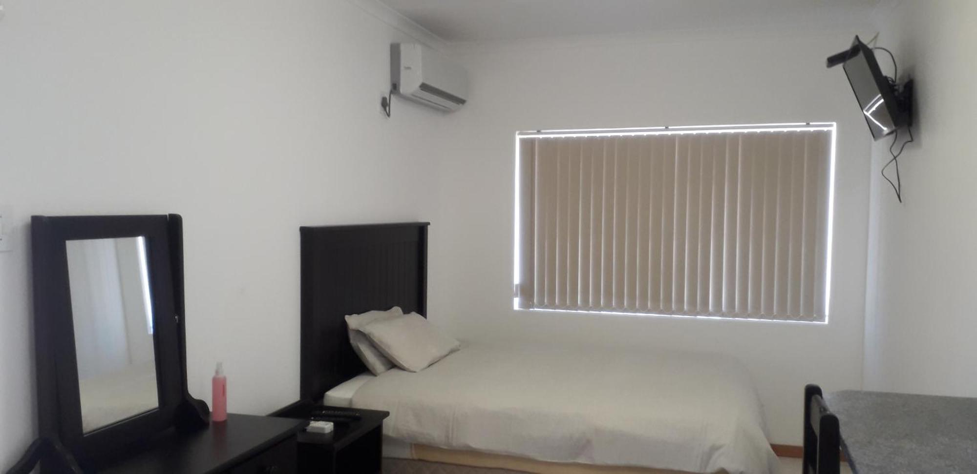 Laings Lodge Laingsburg Екстериор снимка