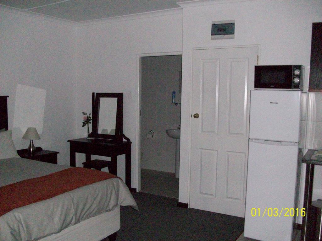 Laings Lodge Laingsburg Екстериор снимка